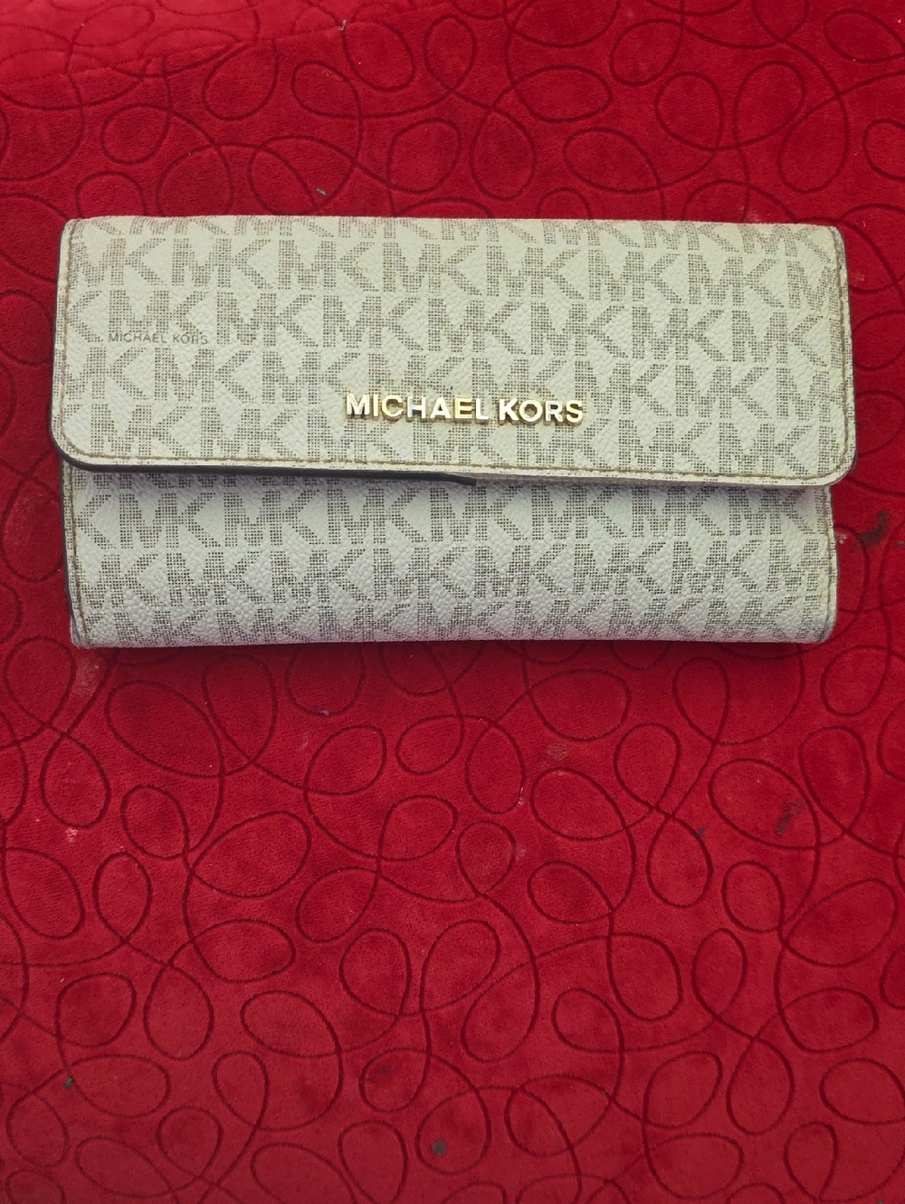 Michael Kors Large Trifold Wallet - Vanilla